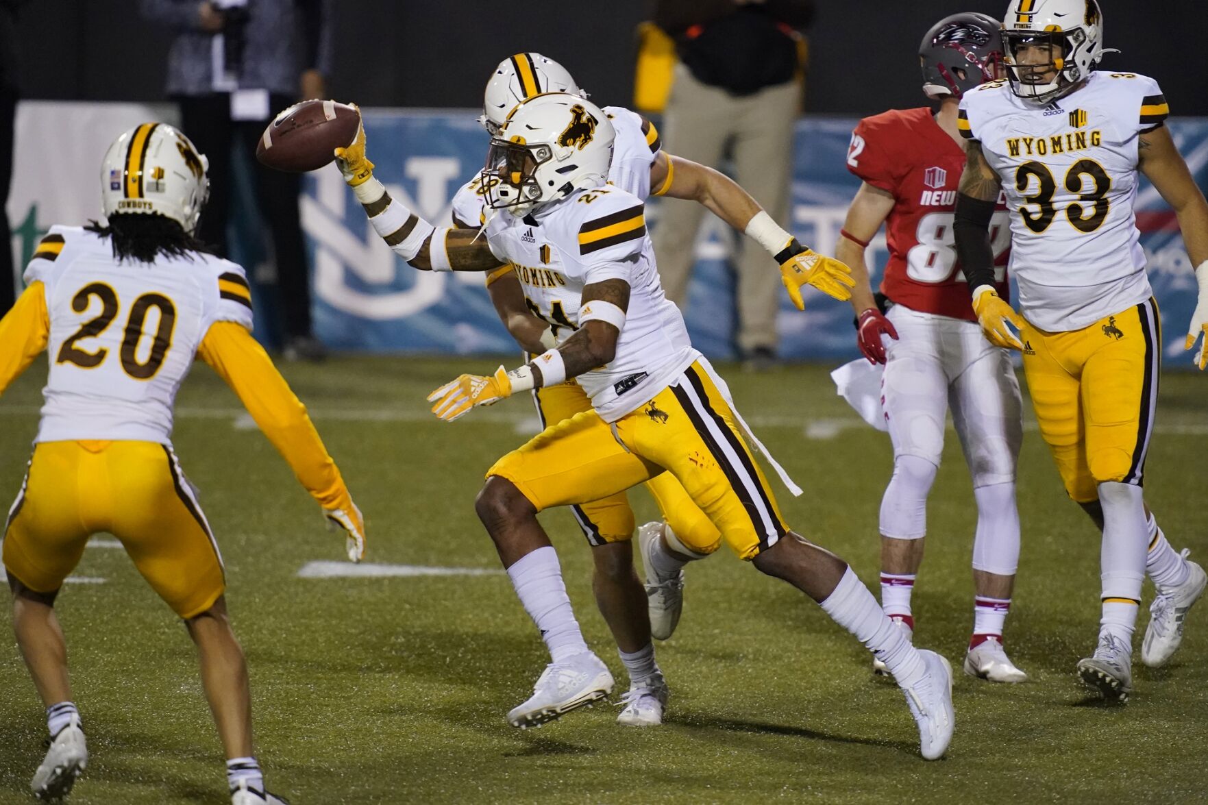 CB C.J. Coldon